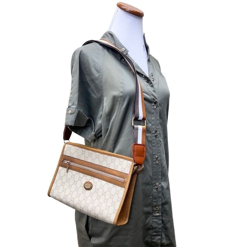 Vtg Gucci Plus Clutch Monogram GG Supreme Ivory on Strap PVC Leather Ivory